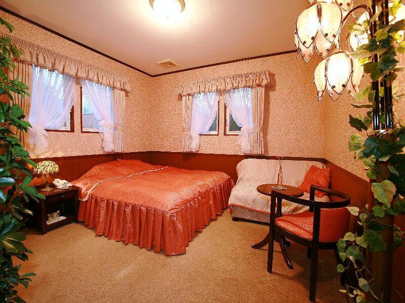 Scotch Court Hotel Насу Екстериор снимка