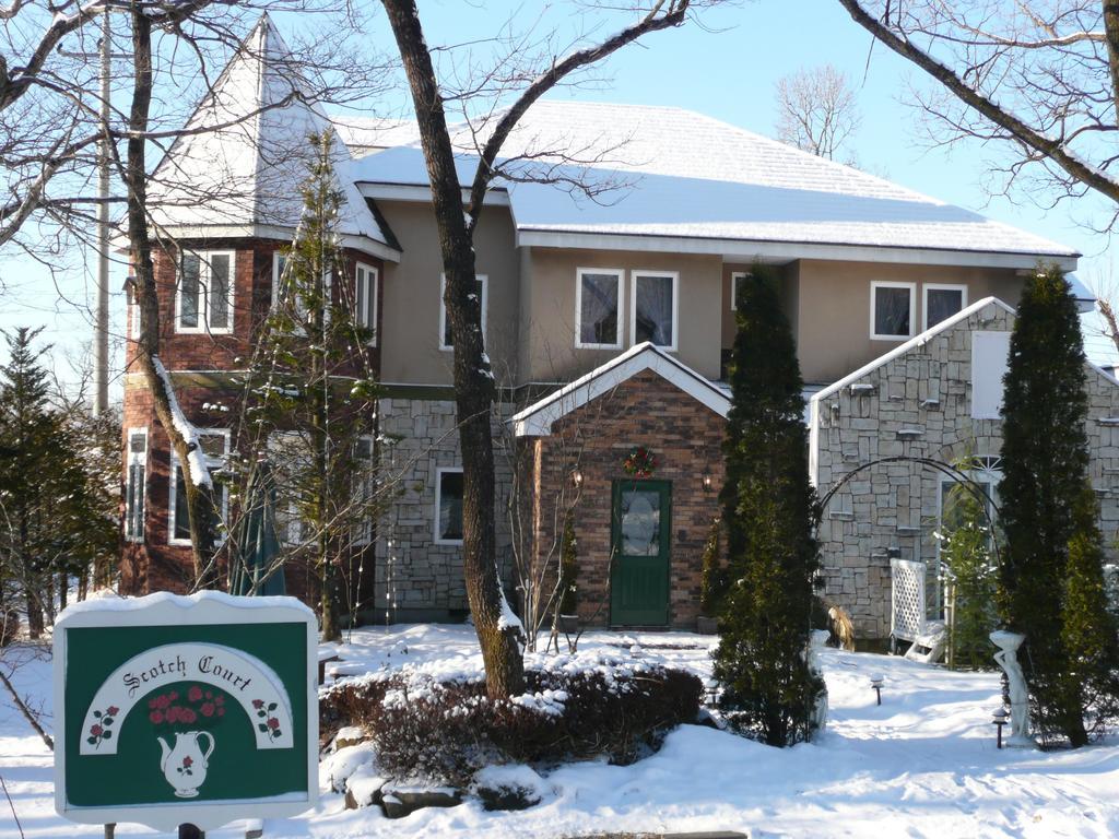 Scotch Court Hotel Насу Екстериор снимка