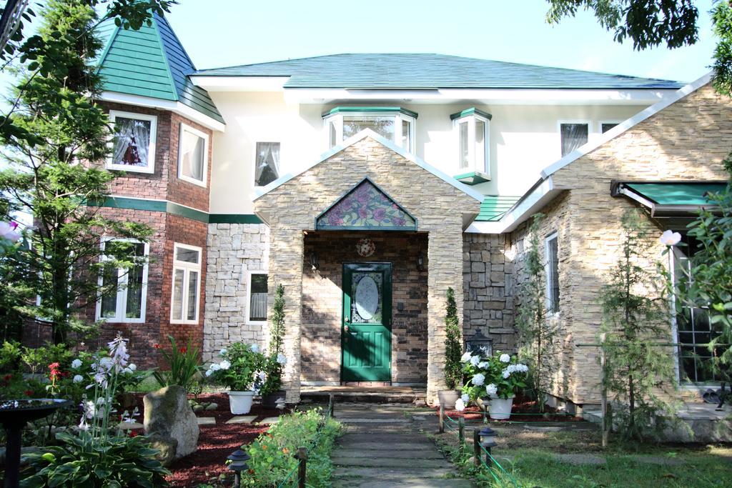 Scotch Court Hotel Насу Екстериор снимка