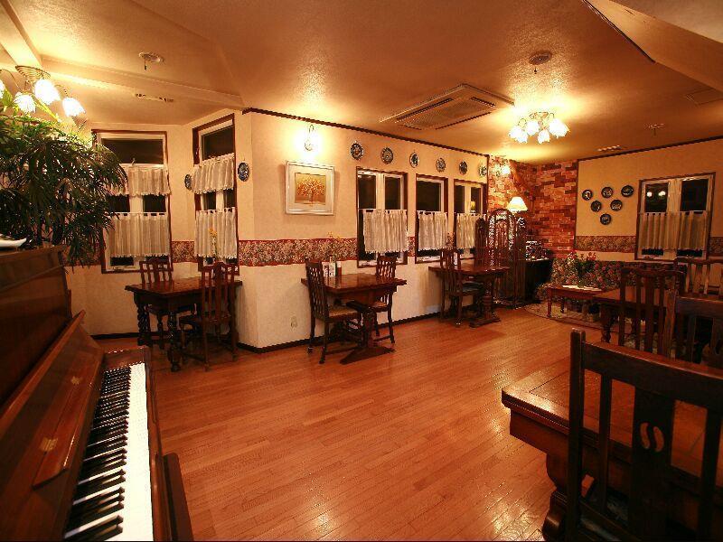 Scotch Court Hotel Насу Екстериор снимка