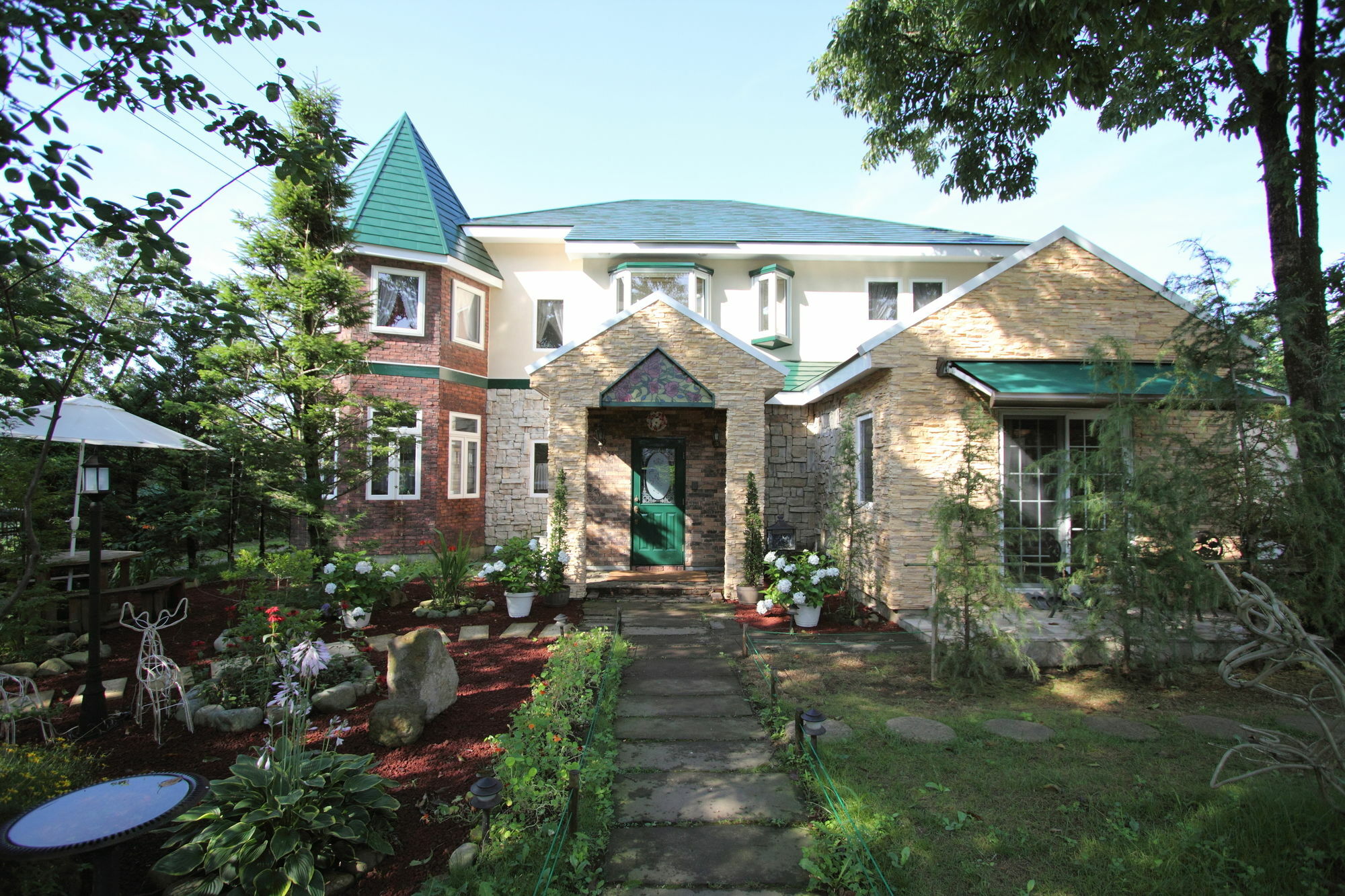 Scotch Court Hotel Насу Екстериор снимка