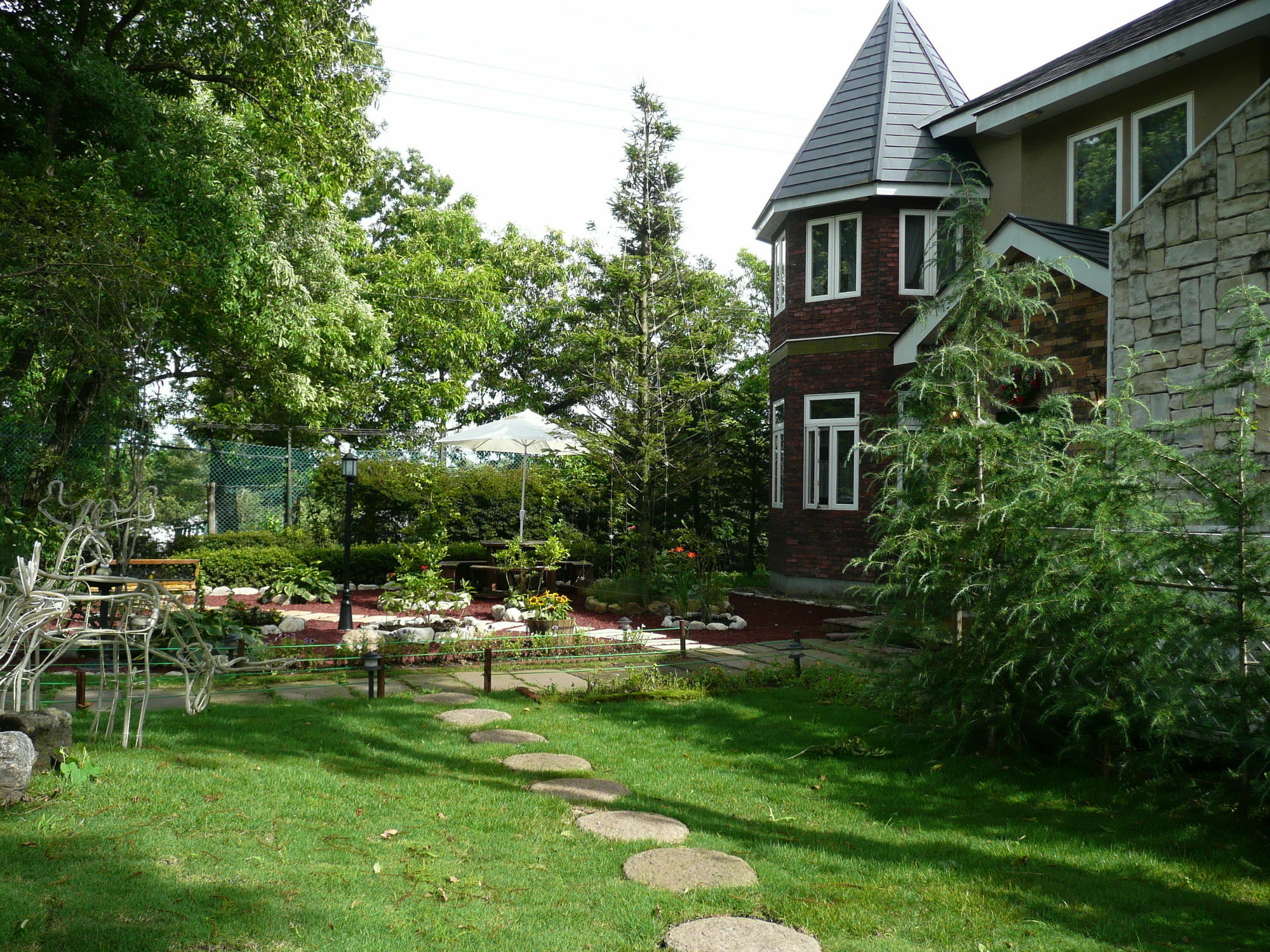 Scotch Court Hotel Насу Екстериор снимка